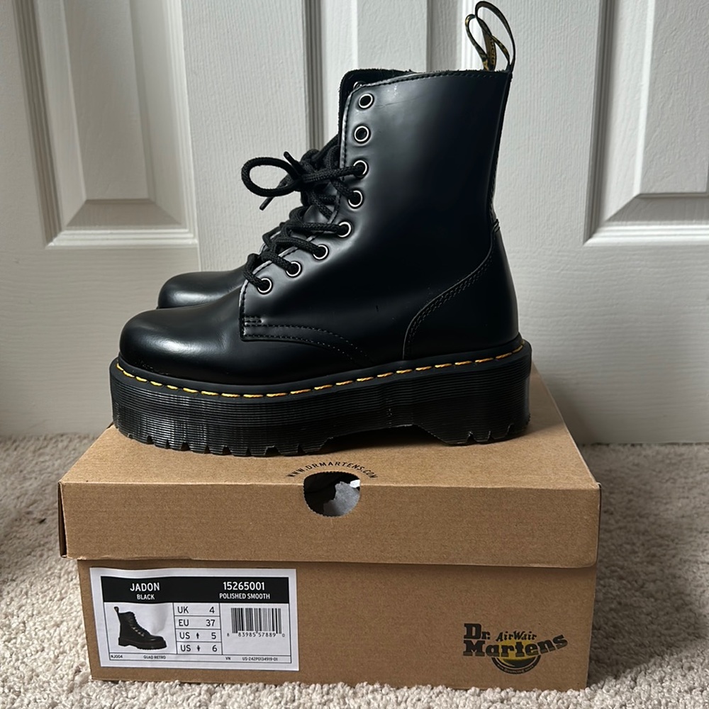 Dr. Martens- JADON BLACK